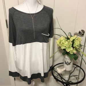 NWT Sweet Journey Size L Gray & Cream Top!  Made In USA!
